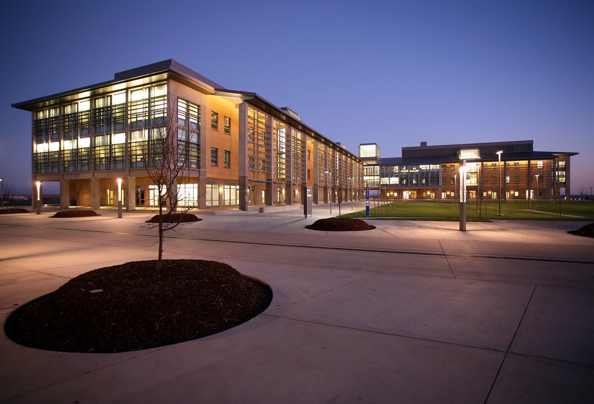 Uc Merced Science And Engineering Building Flint